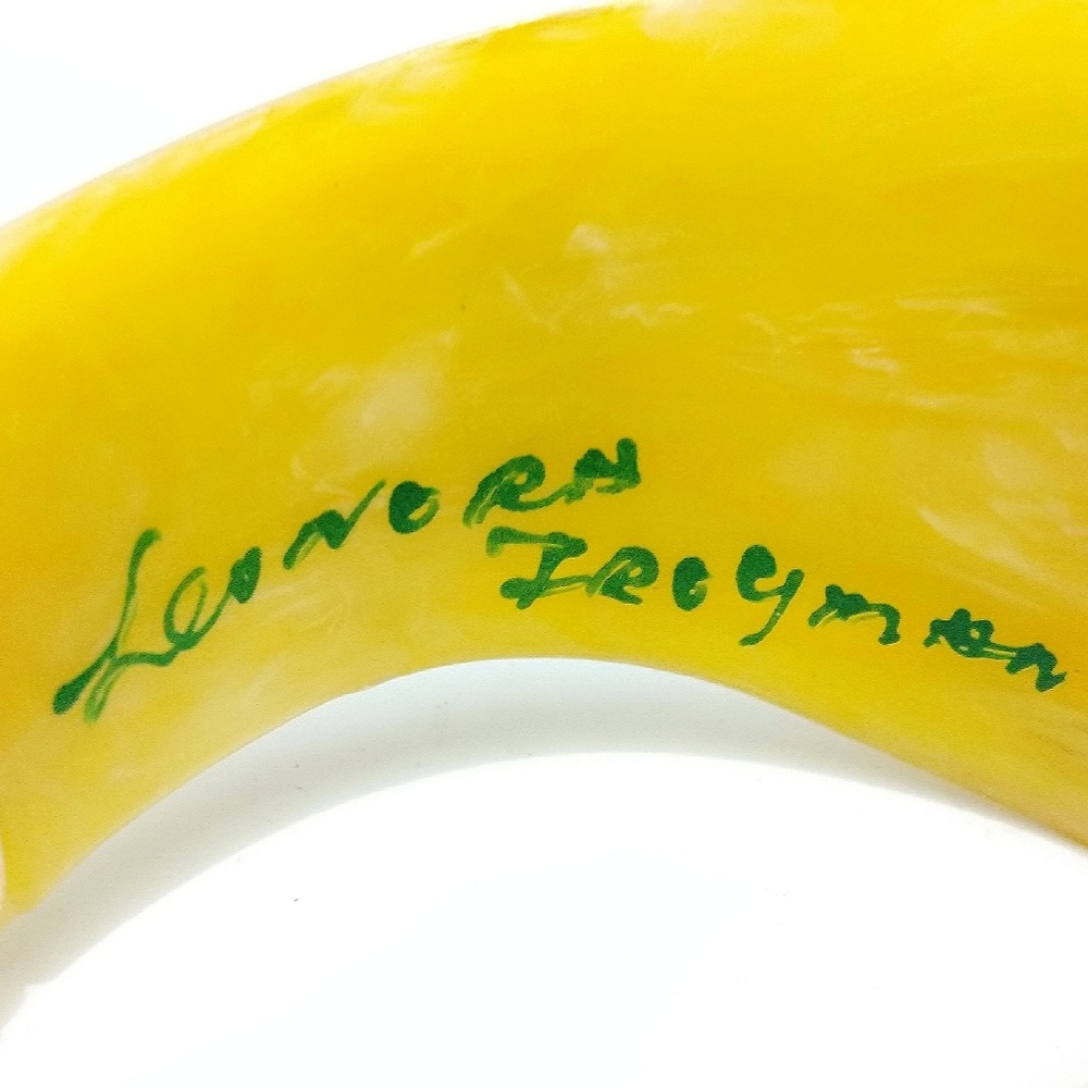 Vintage Hand-Painted & Signed Lucite Clamper Bracelet - Picture 4 of 8